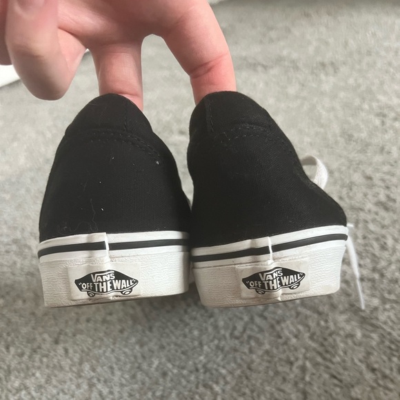 Vans Black and White Sneakers - Picture 4 of 7